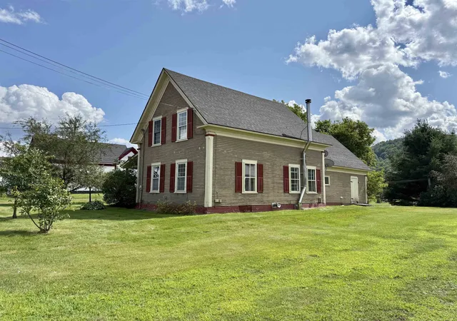 Photo 2 of Single family home for sale at 355 Gale St, Canaan, VT 05903 | MLS# 5104784 | Listing updated on 2026-09-02