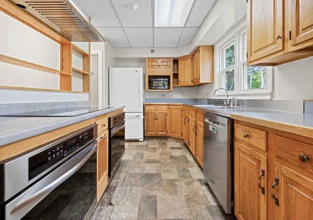 2nd image of 1 Prospect St, Hanover, NH 03755 | MLS# 5104794