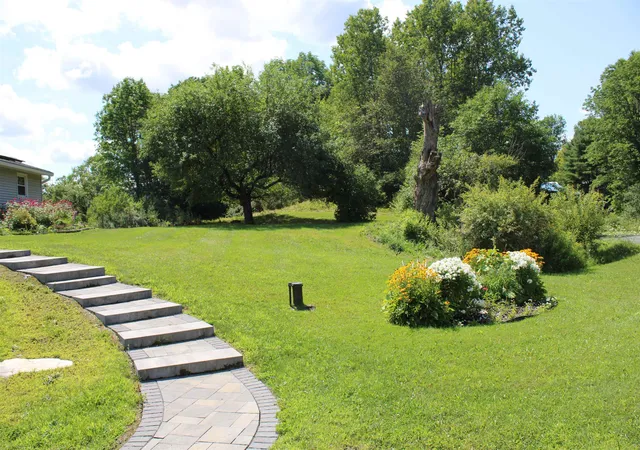 Photo 2 of Single family home for sale at 958 Spaulding Rd, Saint Johnsbury, VT 05819 | MLS# 5104800 | Listing updated on 2026-09-18