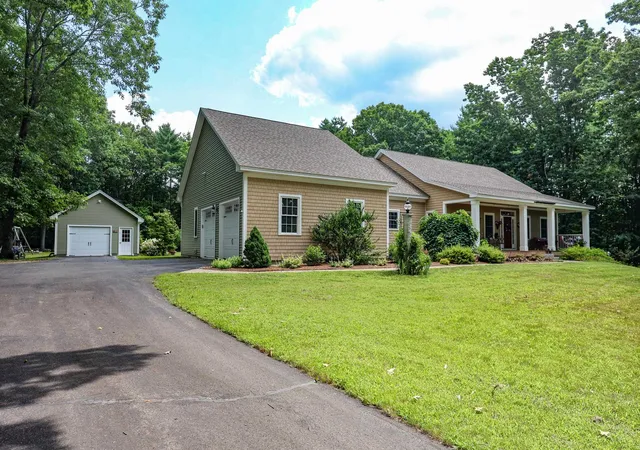 1st image of 237 Grapevine Rd, Dunbarton, NH 03046 | MLS# 5104802