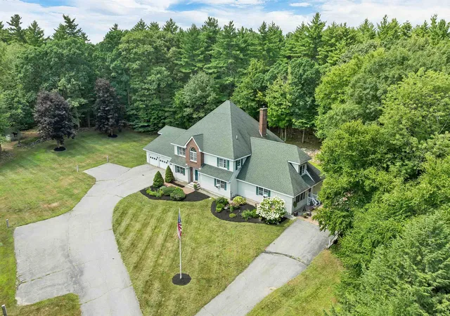 5th image of 8 Wilson Meadow Rd, Bow, NH 03304 | MLS# 5104803
