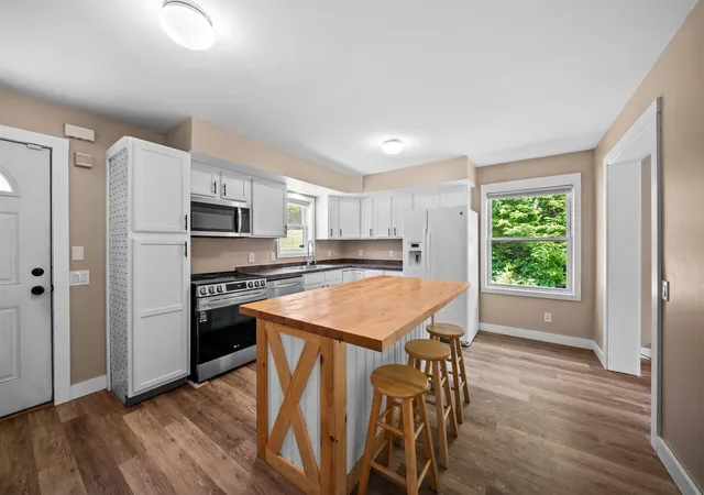 2nd image of 25 Cynthia Dr, Alton Bay, NH 03810 | MLS# 5104804