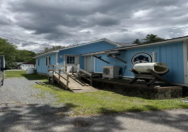 Photo 2 of Single family home for sale at 51 Ossie Rd, Middlebury, VT 05753 | MLS# 5104820 | Listing updated on 2026-08-13
