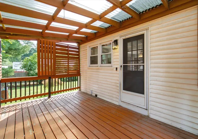Photo 3 of Sale Pending at 9 Joyce Heard Ave, Salem, NH 03079 | MLS# 5104839 | Listing updated on 2026-08-20