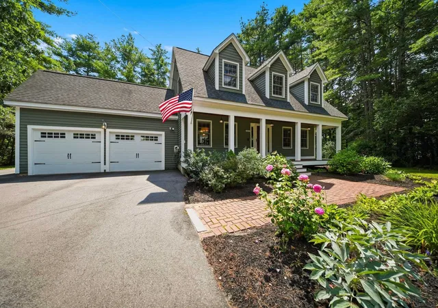 2nd image of 107 Talent Rd, Litchfield, NH 03052 | MLS# 5104852