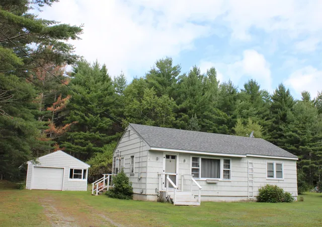 1st image of 189 Parker Rd, Carroll, NH 03598 | MLS# 5104854