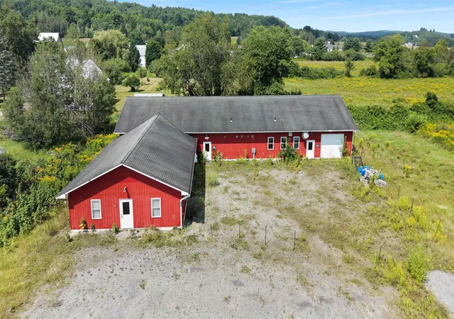 Photo 1 of Single family home for sale at 100 Cherry Tree Hill Ln, Barton, VT 05822 | MLS# 5104863 | Listing updated on 2026-08-28