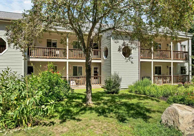 Photo 3 of Condo for sale at 55 Lyric Ln #43, Center Conway, NH 03813 | MLS# 5104881 | Listing updated on 2026-09-07