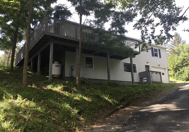 Photo 3 of Single family home for sale at 7 Silver Cir, Barre, VT 05641 | MLS# 5104893 | Listing updated on 2026-09-04