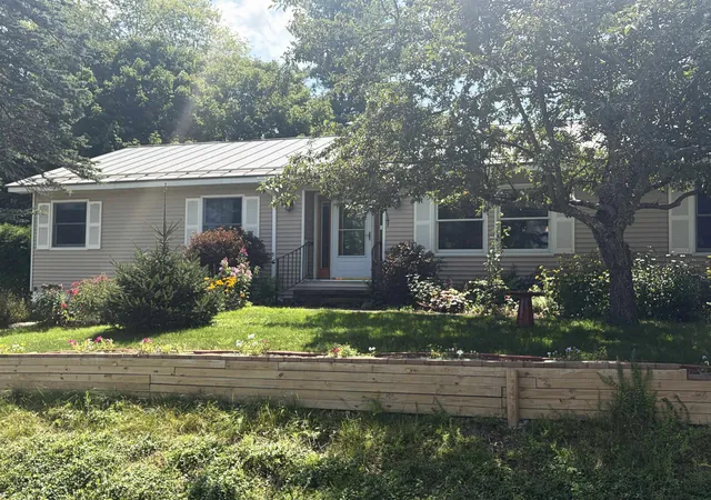 Photo 1 of Sale Pending at 116 Green Meadow Rd, Brattleboro, VT 05301 | MLS# 5104900 | Listing updated on 2026-09-23