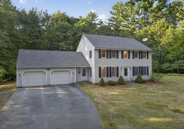 Photo 2 of Single family home for sale at 16 Ashlee Dr, Peterborough, NH 03458 | MLS# 5104906 | Listing updated on 2026-08-26