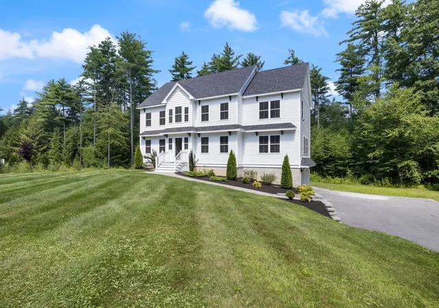 Single family home for sale at 21 Sanborn Rd, Hampton Falls, NH 03844 | MLS# 5104910