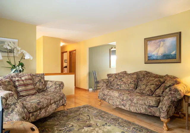 Photo 4 of Single family home for sale at 286 Green Mountain Rd, Manchester Center, VT 05255 | MLS# 5104913 | Listing updated on 2026-08-21