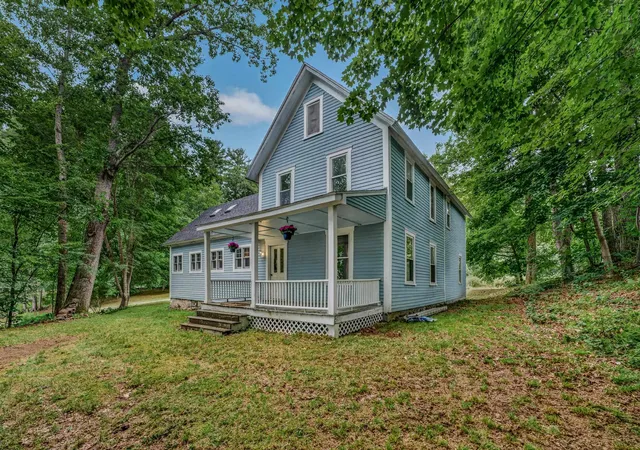 1st image of 181 Maple St, Littleton, NH 03561 | MLS# 5104914