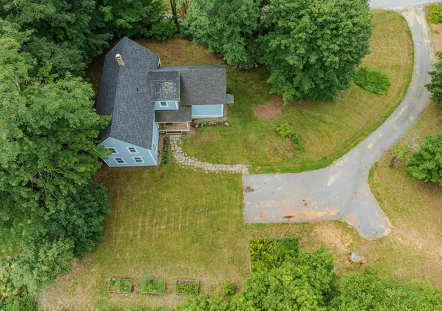 2nd image of 181 Maple St, Littleton, NH 03561 | MLS# 5104914