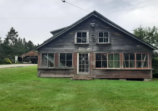 4th image of 605 Hill Rd, Pittsburg, NH 03592 | MLS# 5104924