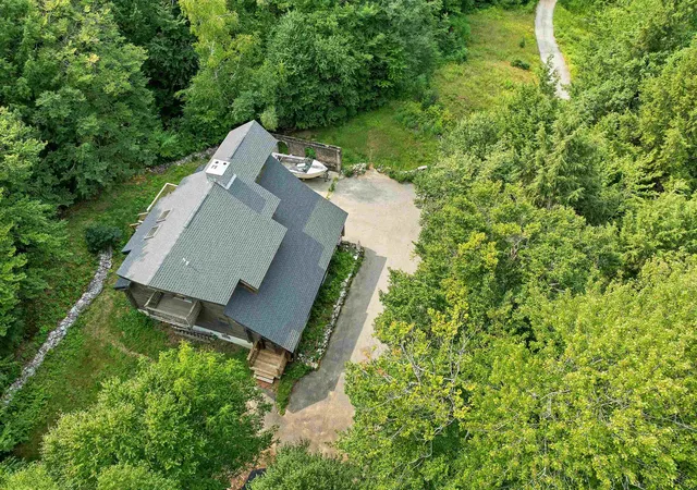 4th image of 36 Stinson Rd, Plymouth, NH 03264 | MLS# 5104928
