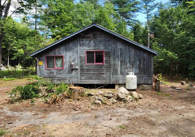 2nd image of 1915 Nh 16 Rte, Conway, NH 03818 | MLS# 5104942