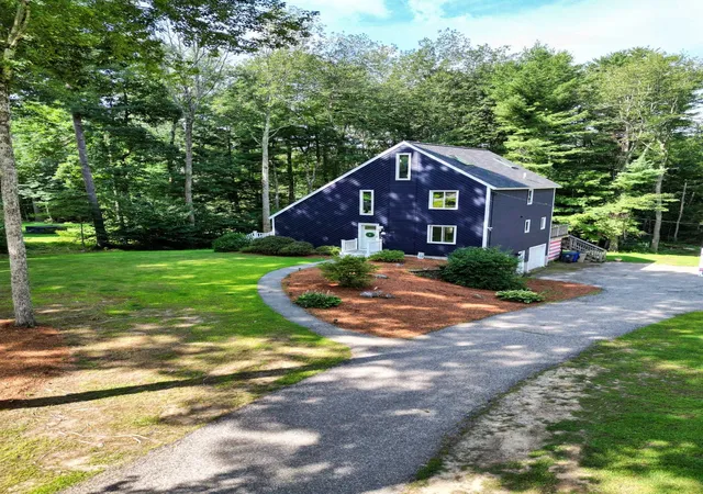 Photo 1 of Single family home for sale at 120 Wheel Wright Rd, Hampstead, NH 03841 | MLS# 5104943 | Listing updated on 2026-08-29