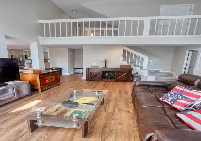 Photo 3 of Sale Pending at 120 Wheel Wright Rd, Hampstead, NH 03841 | MLS# 5104943 | Listing updated on 2026-10-06