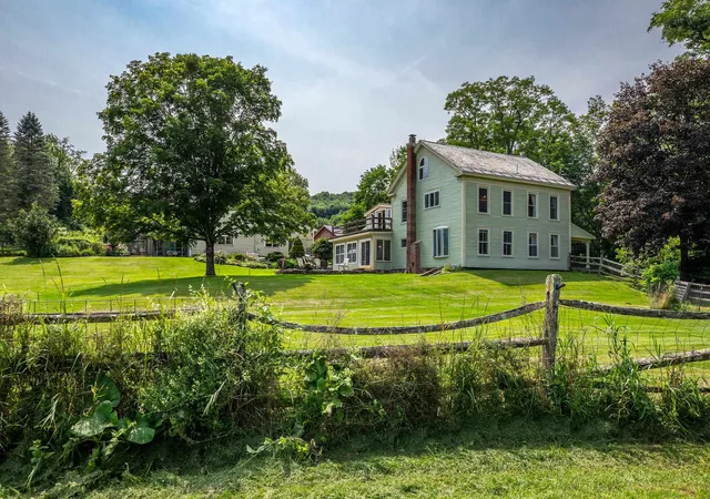 Photo 4 of Single family home for sale at 679 Rupert Hill Rd, Pawlet, VT 05761 | MLS# 5104945 | Listing updated on 2026-10-05