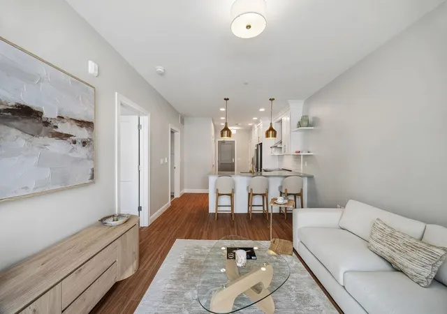 2nd image of 99 Foundry Pl #207, Portsmouth, NH 03801 | MLS# 5104952