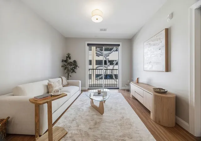 4th image of 99 Foundry Pl #207, Portsmouth, NH 03801 | MLS# 5104952
