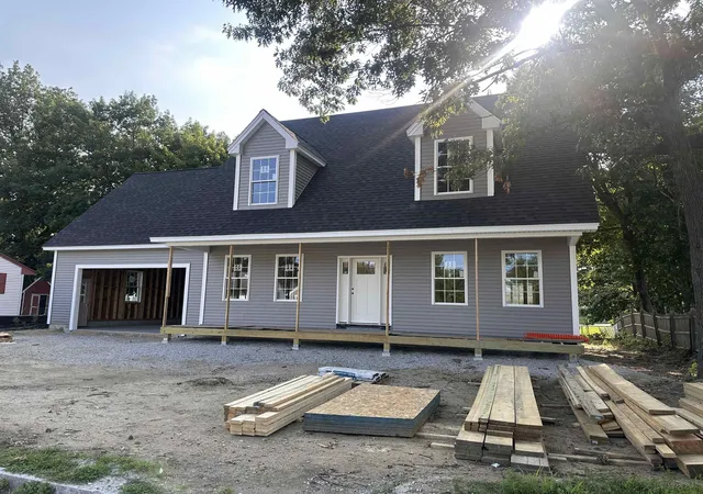 Single family home for sale at 59 Murphy St, Manchester, NH 03103 | MLS# 5104955