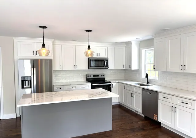 Photo 3 of Single family home for sale at 111 Sewalls Falls Rd, Concord, NH 03301 | MLS# 5104965 | Listing updated on 2026-09-18