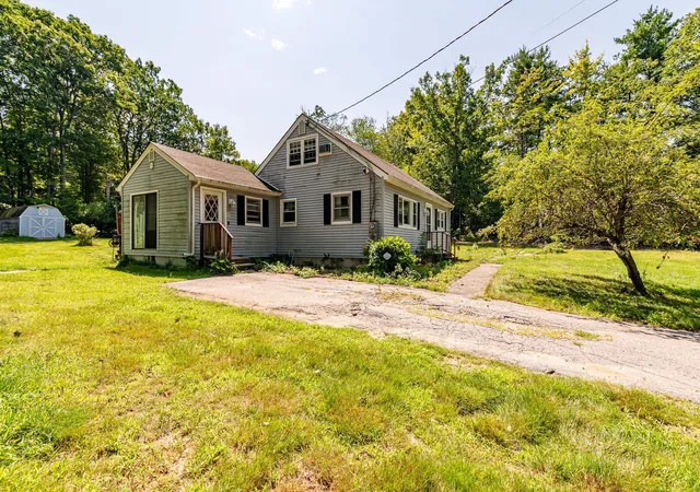 3rd image of 10 Hunter Dr, Raymond, NH 03077 | MLS# 5104990