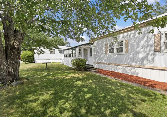 2nd image of 59a Marlette Ave, Hooksett, NH 03106 | MLS# 5104991