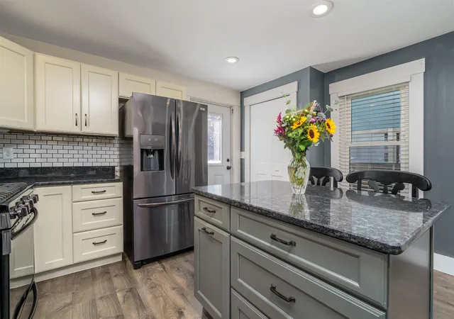 3rd image of 48 Main St, Westminster, MA 01473 | MLS# 5105003