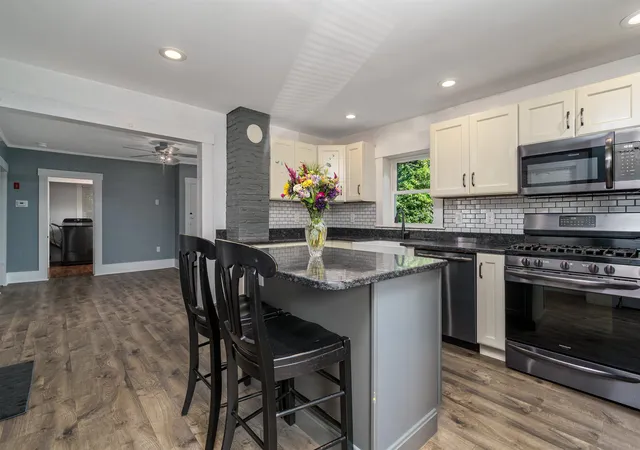 5th image of 48 Main St, Westminster, MA 01473 | MLS# 5105003