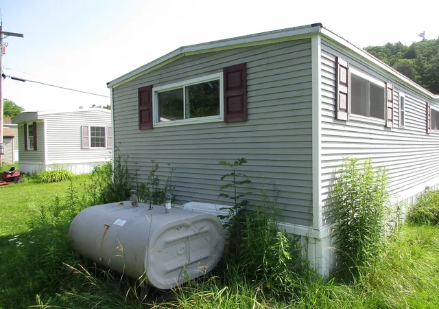 Photo 3 of Manufactured home for sale at 533 Hemlock Rd, St George, VT 05495 | MLS# 5105007 | Listing updated on 2026-08-28