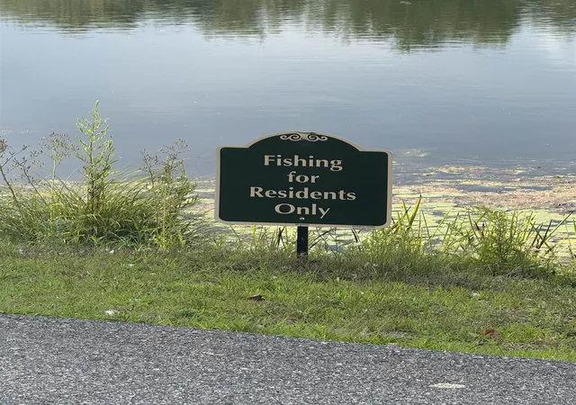 Photo 4 of Manufactured home for sale at 290 Calef Hwy Hwy #C-7, Epping, NH 03042 | MLS# 5105010 | Listing updated on 2026-08-23