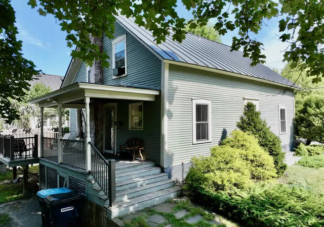 Photo 3 of Single family home for sale at 24 Kent St, Montpelier, VT 05602 | MLS# 5105017 | Listing updated on 2026-09-01