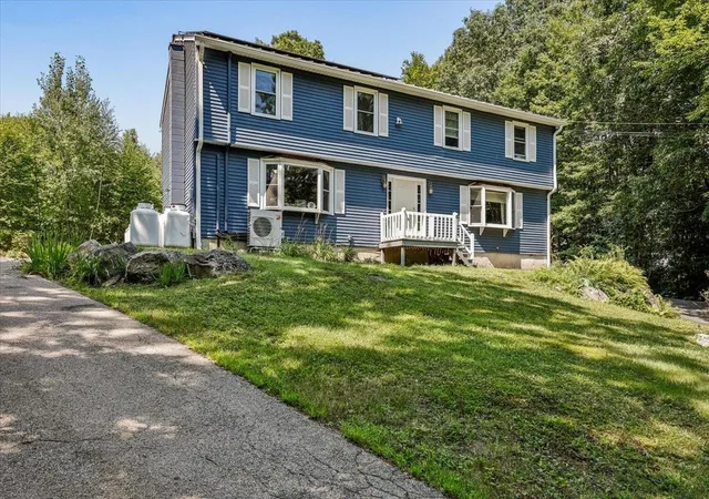 Photo 3 of House for sale at 267 Black Brk Rd #A & B, Goffstown, NH 03045 | MLS# 5105032 | Listing updated on 2026-10-21