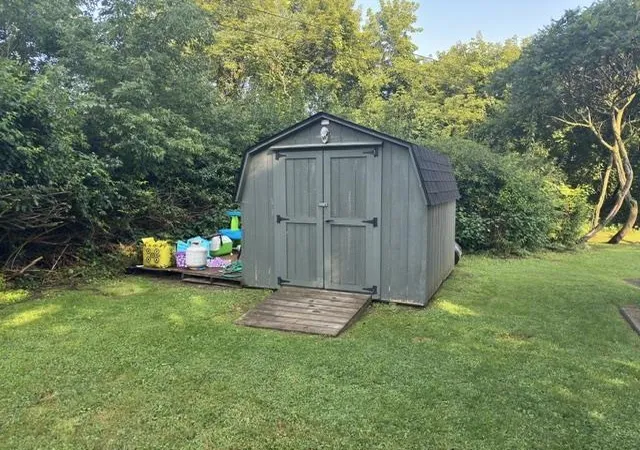 Photo 3 of Sale Pending at 2 West Road Park, Bennington, VT 05201 | MLS# 5105033 | Listing updated on 2026-08-19
