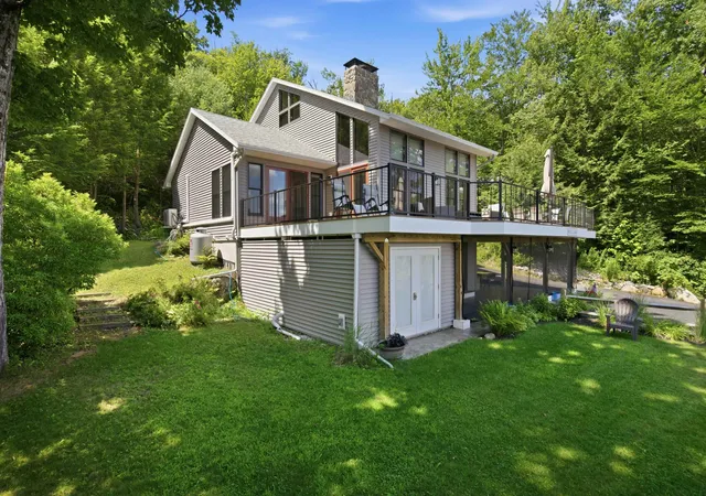 Photo 4 of Single family home for sale at 765 West Shore Rd, Alexandria, NH 03222 | MLS# 5105038 | Listing updated on 2026-10-04