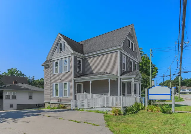 3rd image of 195 S Main St, Newmarket, NH 03857 | MLS# 5105040