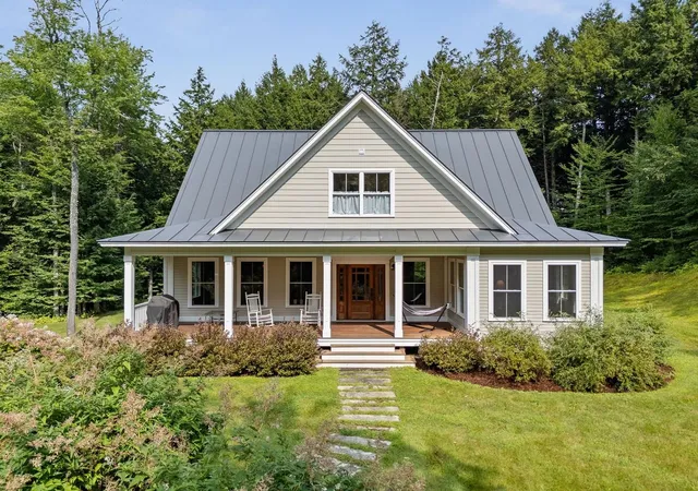 Single family home for sale at 646 Village Woods Rd, Waitsfield, VT 05673 | MLS# 5105043