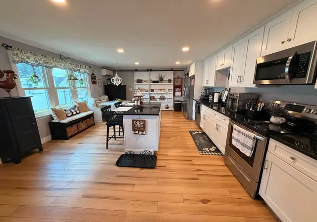 Photo 3 of Sale Pending at 98 Maple St, Rochester, NH 03867 | MLS# 5105048 | Listing updated on 2026-08-18