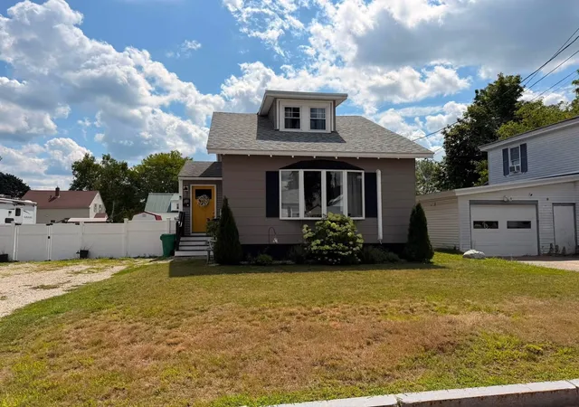 48th image of 98 Maple St, Rochester, NH 03867 | MLS# 5105048