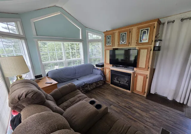 Photo 4 of Single family home for sale at 352 Cook Rd, Barton, VT 05822 | MLS# 5105057 | Listing updated on 2026-08-29
