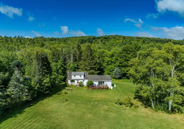 5th image of 635 Hadley Rd, Sugar Hill, NH 03586 | MLS# 5105058