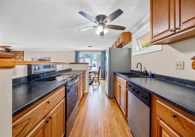 Photo 3 of Single family home for sale at 669 Elm St, Montpelier, VT 05602 | MLS# 5105088 | Listing updated on 2026-08-25