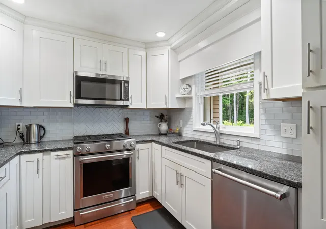 3rd image of 8 Swaan Dr, Lee, NH 03861 | MLS# 5105113