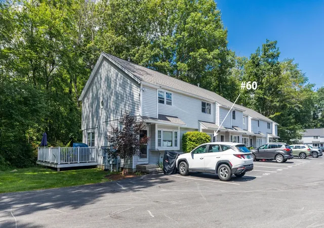 Photo 3 of Townhouse for sale at 777 Middle Rd #60, Portsmouth, NH 03801 | MLS# 5105127 | Listing updated on 2026-09-21
