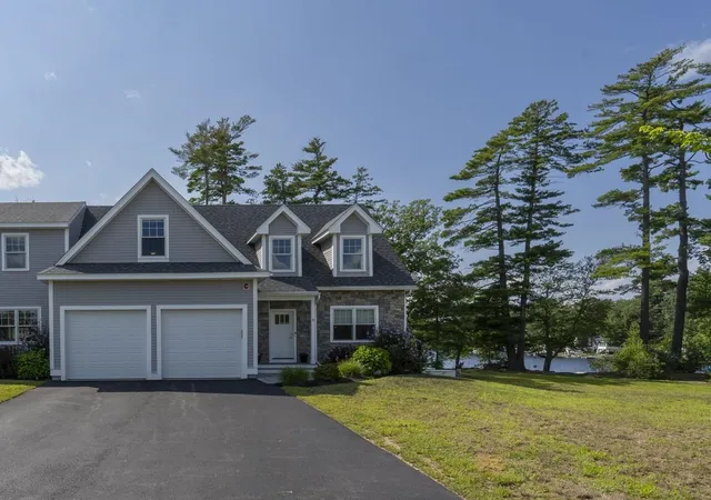 3rd image of 35 Kibrel Ct, Sandown, NH 03873 | MLS# 5105149
