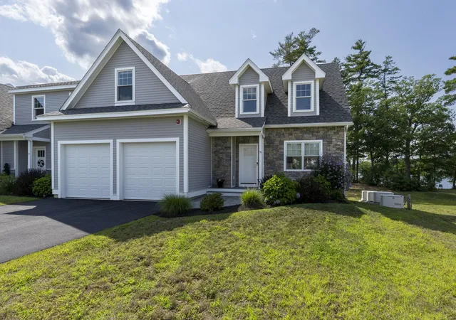 4th image of 35 Kibrel Ct, Sandown, NH 03873 | MLS# 5105149